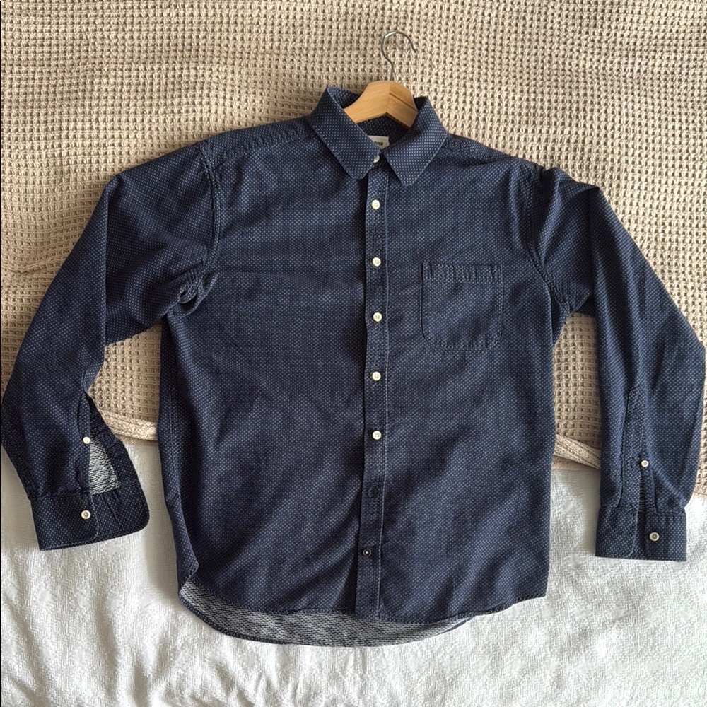 The California in White Jacquard Dot